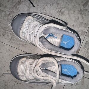 Air Jordan low 11s